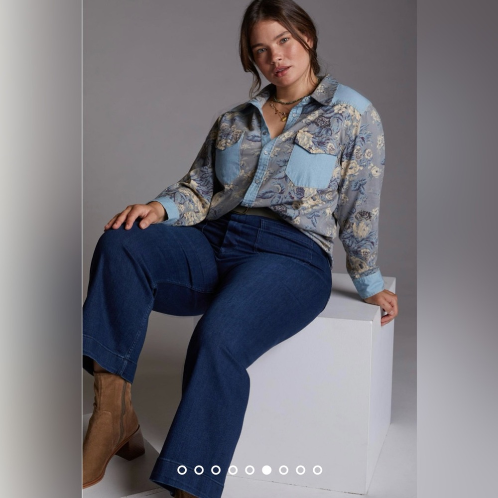 Floral Chambray Buttondown